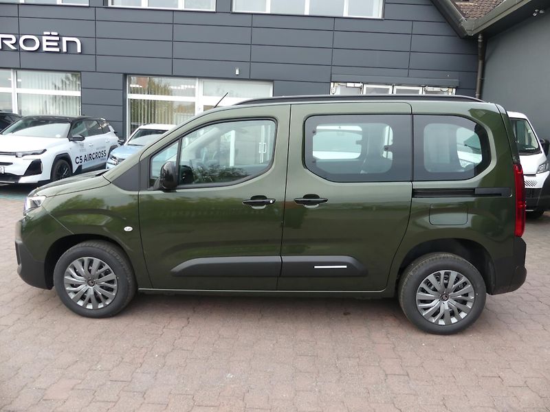 Citroën Berlingo (2026) PLUS PROFI Petrol 110k Manual - fotka 7 z 21