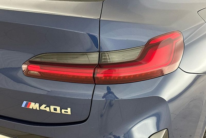 BMW X4 M40d - fotka 5 z 26