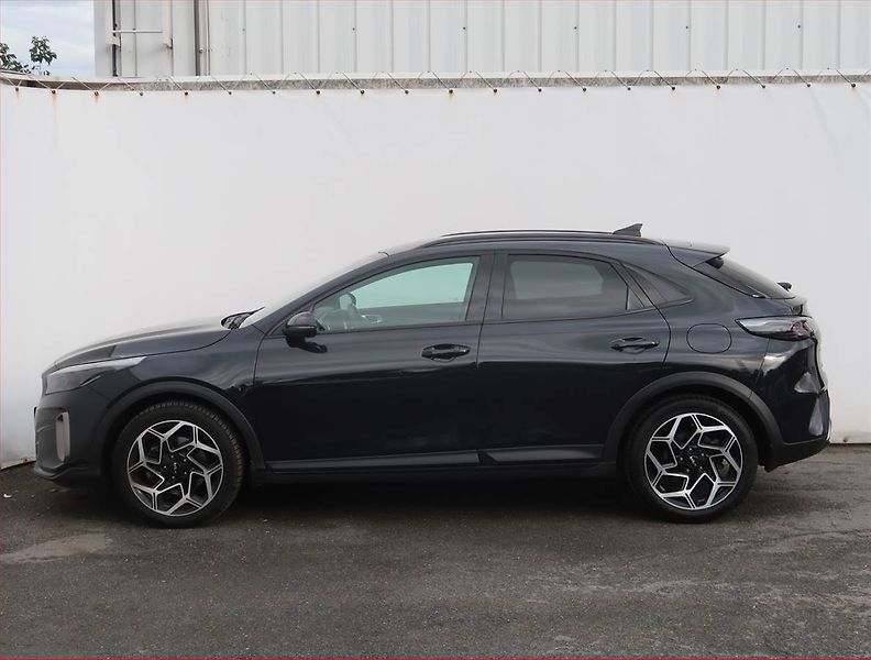 Kia XCeed (2023) GT Line 1.5 T-GDI, Serv.kniha - fotka 3 z 22
