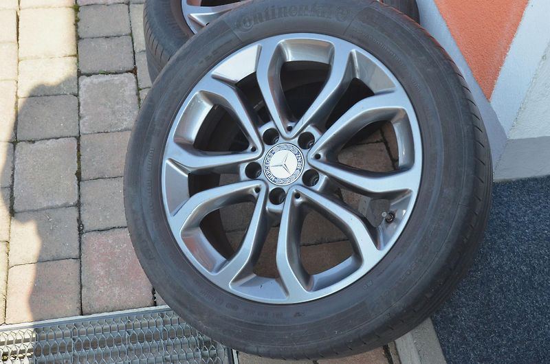 Mercedes-Benz Třídy C (2017) C 200d // REZERVOVÁNO // - fotka 11 z 37