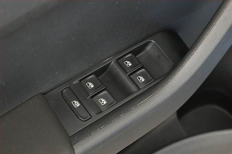 Škoda Fabia (2019) Ambition Plus 1.0, Navi - fotka 10 z 14