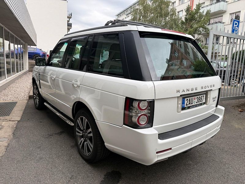 Land Rover Range Rover (2012) 4.4 TDV8 Vogue - fotka 5 z 27