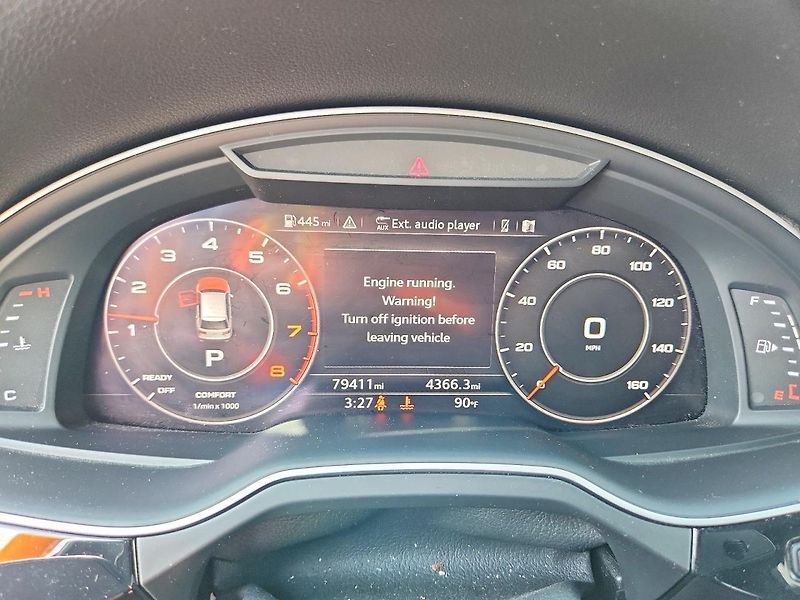 Audi Q7 (2017) Auto na cestě - fotka 9 z 13