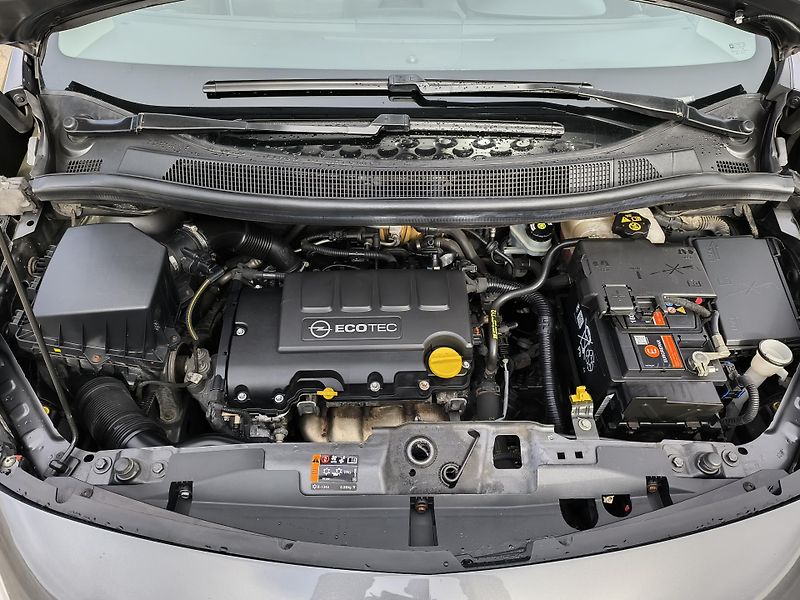 Opel Meriva (2011) 1.4  1.MAJITEL, DOLOŽENÉ KM - fotka 27 z 28