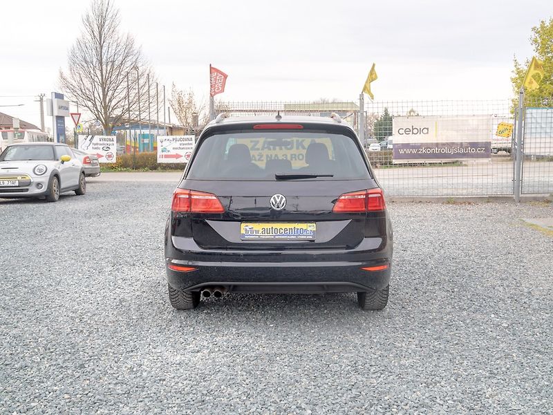 Volkswagen Golf Sportsvan (2017) 1.4TSI 110KW DSG – NAVI - fotka 6 z 50