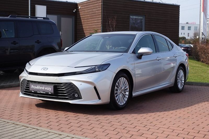 Toyota Camry 2,5 HEV Comfort - fotografie inzerátu