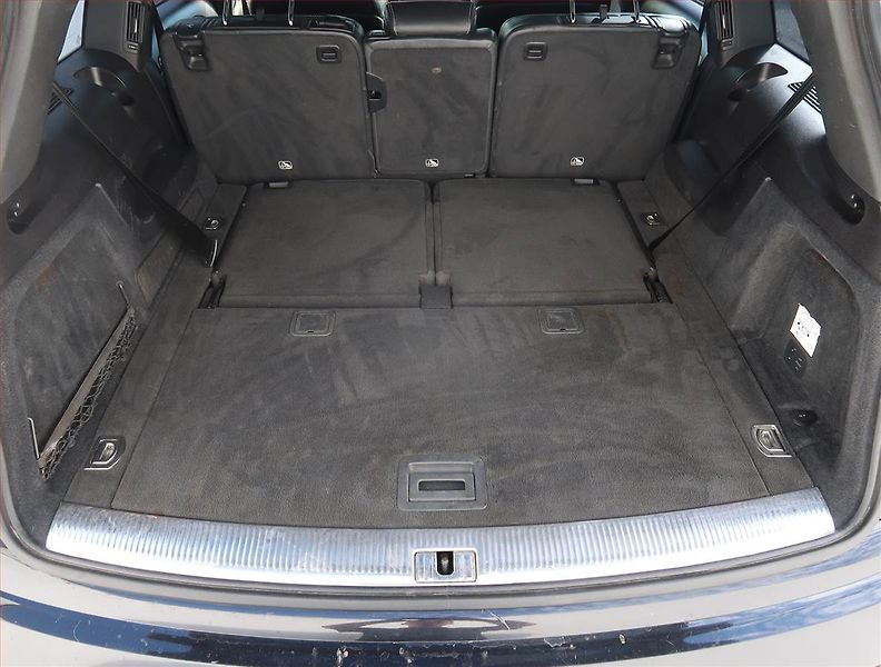 Audi Q7 (2014) S-Line 3.0 TDI, 4X4, Automat - fotka 14 z 27