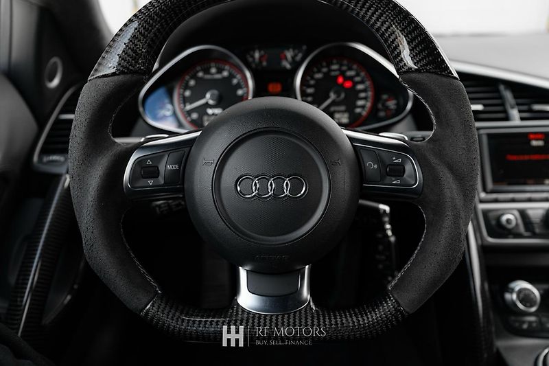 Audi R8 (2010) R8 5.2 V10 quattro 386kW - fotka 42 z 46