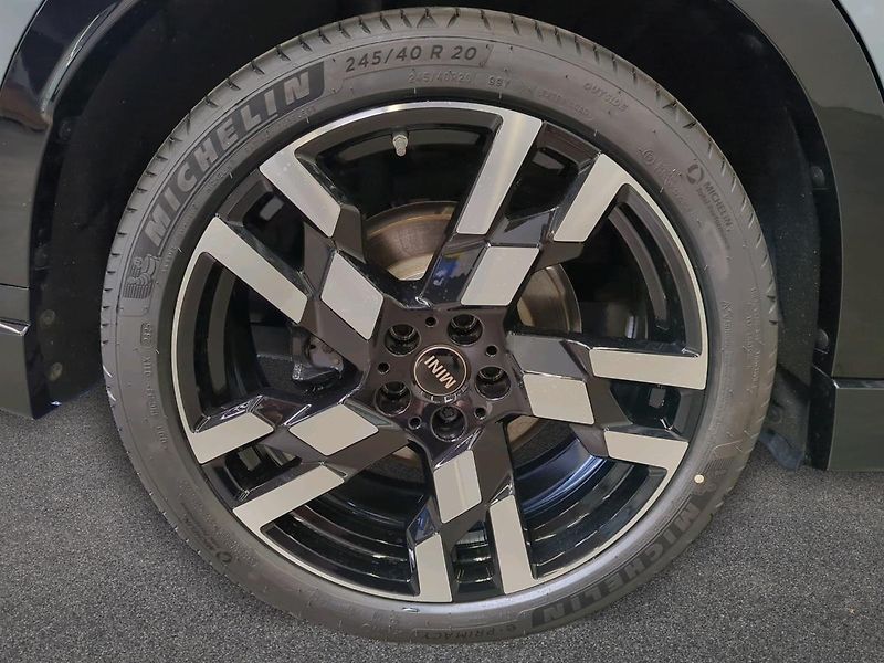Mini Countryman SE ALL4 - fotka 15 z 17