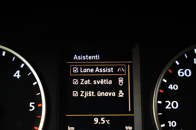 Volkswagen Tiguan - fotka 19 z 25