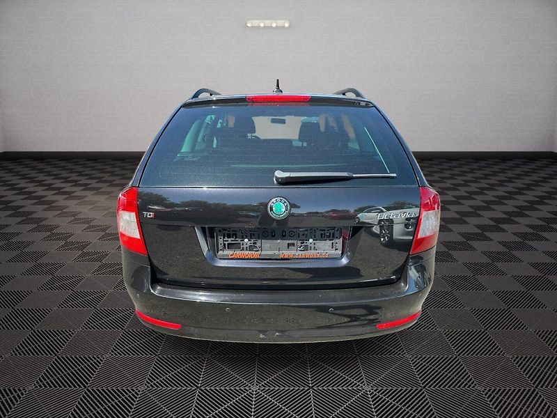Škoda Octavia (2012) 2,0TDI 103kw  Family - fotka 6 z 28