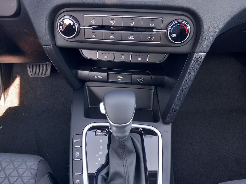 Kia Ceed SW (2026) 1,5 T-GDi GPF 7DCT  - fotka 4 z 4