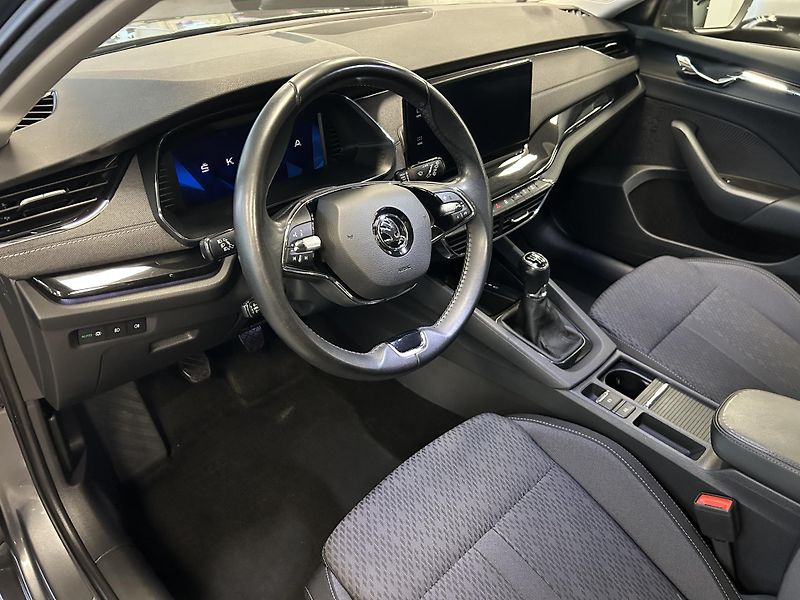 Škoda Octavia (2023) 1.5TSi Style Plus Matrix ACC - fotka 6 z 26