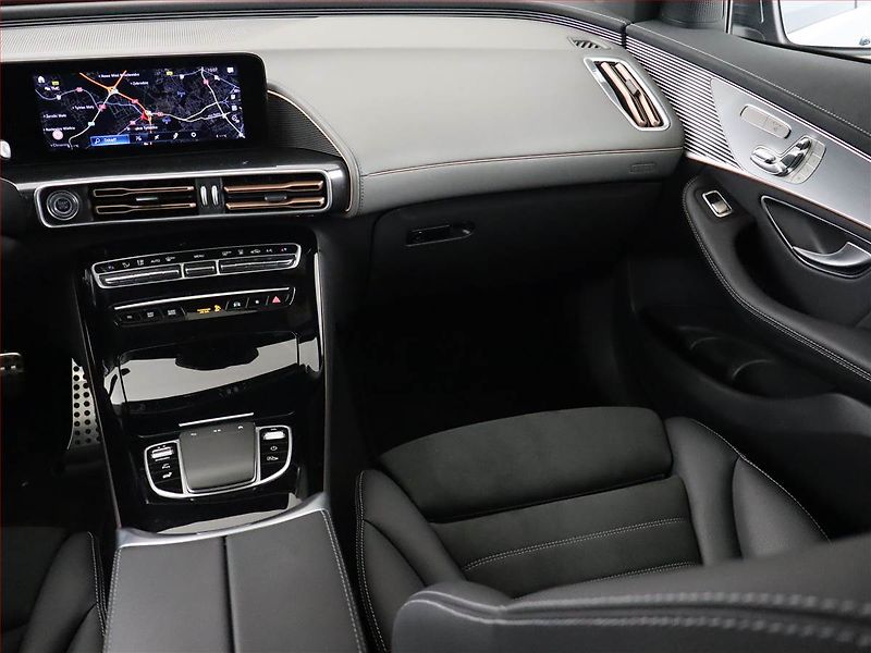 Mercedes-Benz EQC (2022) 400 4MATIC, SoH 98% - fotka 8 z 27