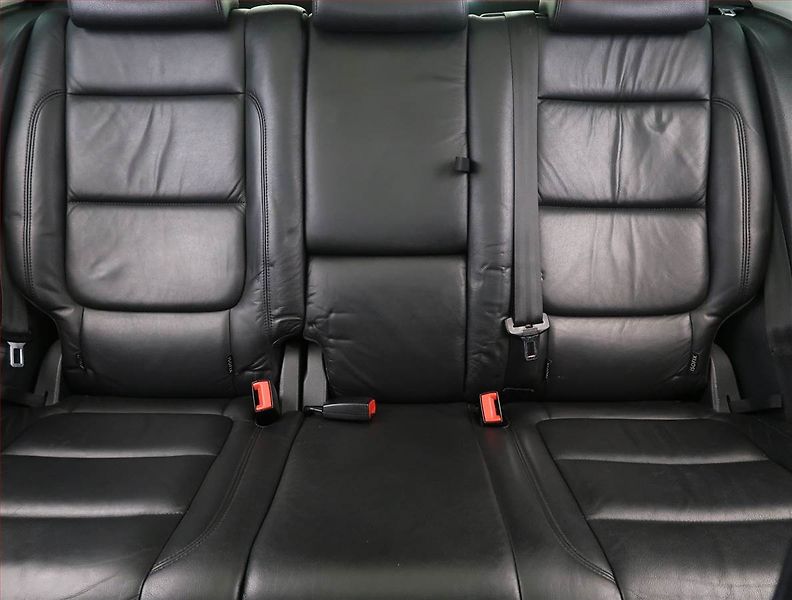 Volkswagen Tiguan (2009) 2.0 TDI, 4X4, Automat, Navi - fotka 10 z 22