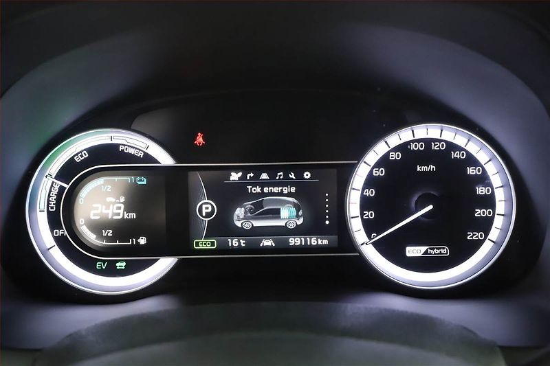 Kia Niro (2017) Hybrid, Automat, Serv.kniha - fotka 9 z 18