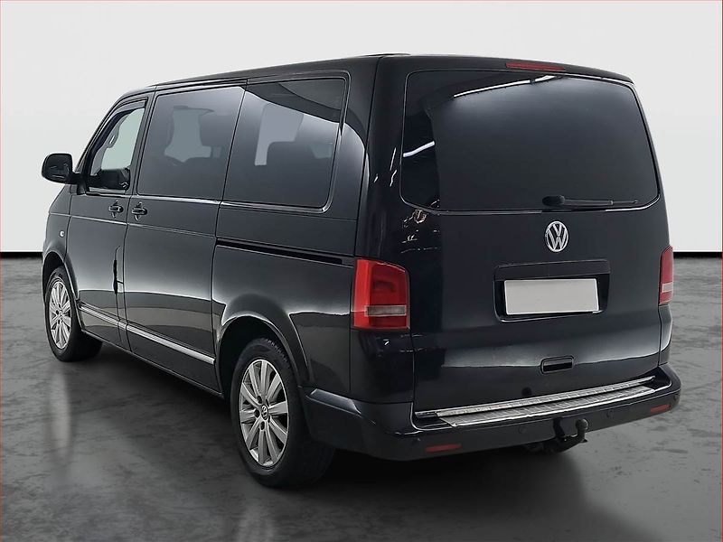 Volkswagen Multivan (2010) Highline 2.0 TDI 4Motion - fotka 4 z 19