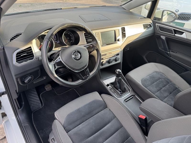 Volkswagen Golf Sportsvan - fotka 7 z 11