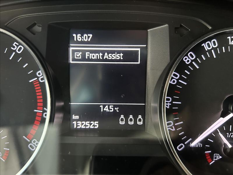 Škoda Fabia 1,0   TSI 81kW,STYLE,SERVISKA - fotka 16 z 26