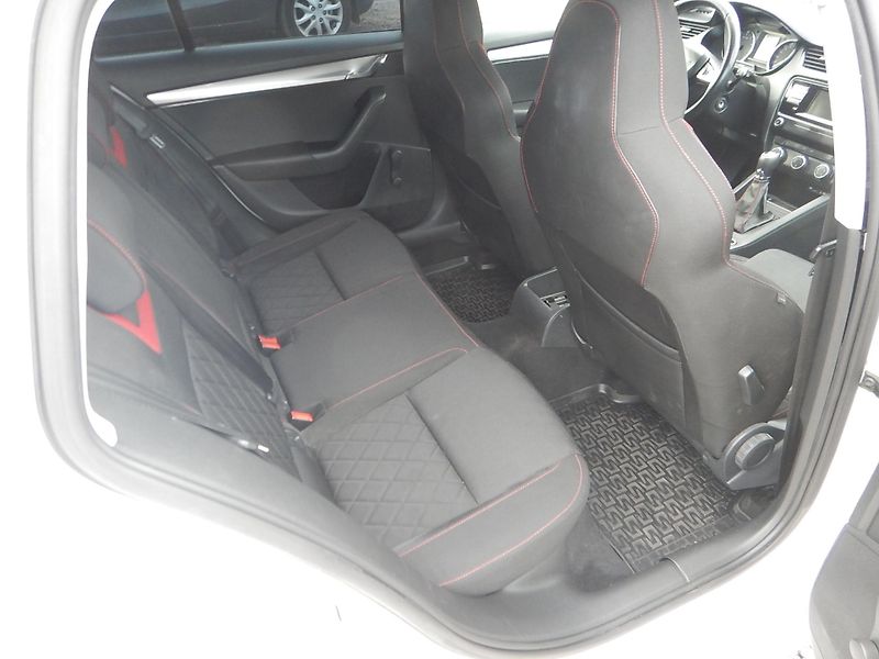 Škoda Octavia 1.4i CNG, KLIMA - fotka 12 z 27
