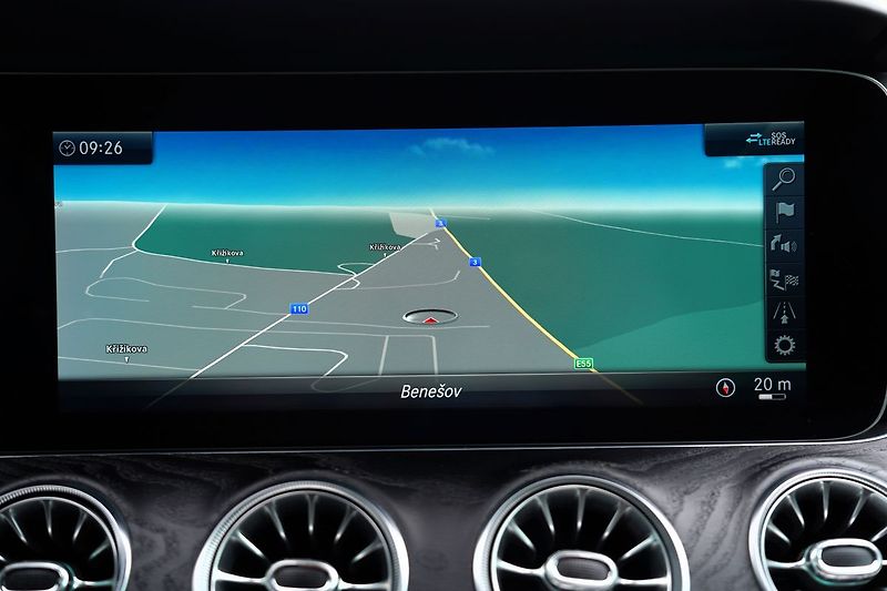 Mercedes-Benz CLS 400d AMG/4Matic/340 PS/Edice 1 - fotka 39 z 50