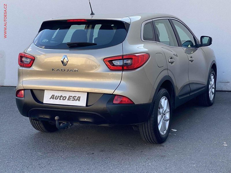 Renault Kadjar (2015) 1.2 TCe, Energy, TZ - fotka 4 z 16
