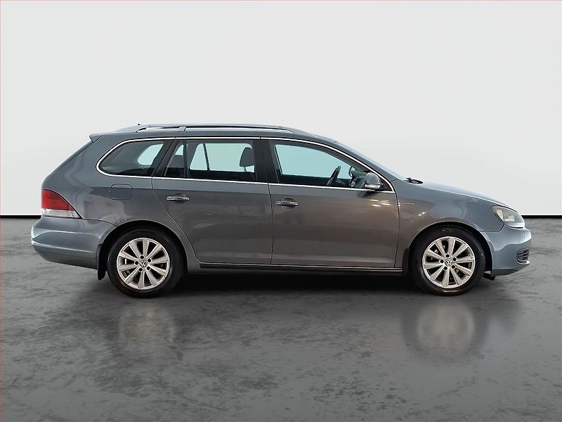 Volkswagen Golf (2010) 1.6 TDI, po STK, Tažné - fotka 6 z 16