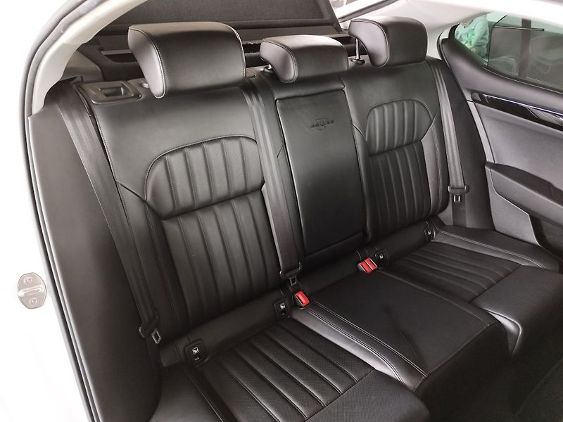 Škoda Superb (2017) TDI,110KW,L&K,DSG,NAVI,LED - fotka 11 z 33