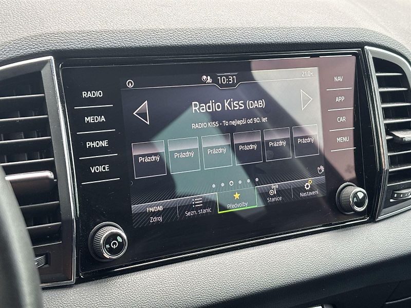 Škoda Karoq (2024) 1.5 TSI DSG Fresh - fotka 12 z 32
