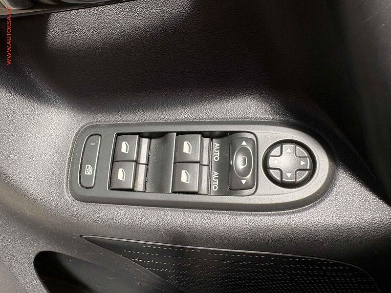 Citroën C3 (2016) 1.2i, AC, TZ, temp - fotka 12 z 14
