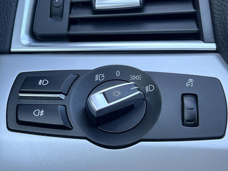 BMW Řada 5 GT 530D AUTOMAT NAVI KAMERA  - fotka 13 z 45