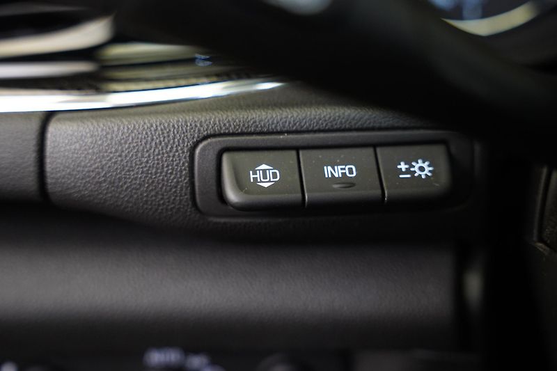 Opel Insignia - fotka 17 z 29