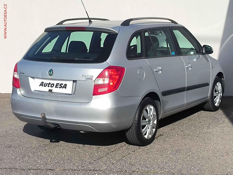 Škoda Fabia (2009) 1.2 12V, ČR, AC, ČR - fotka 4 z 14