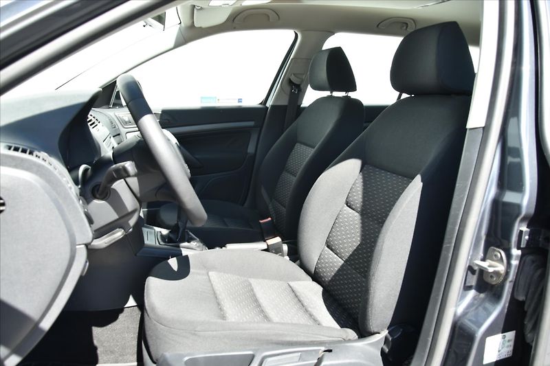 Škoda Octavia 1.6i 75kW LPG TAŽNÉ ZAŘ. ČR - fotka 9 z 19