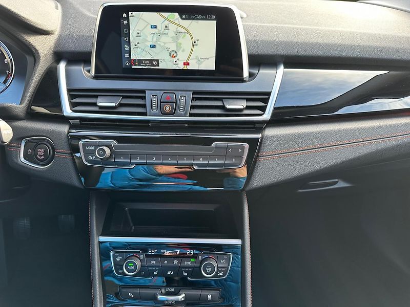 BMW Řada 2 (2019) 216i Gran Tourer - CZ - DPH - fotka 14 z 26