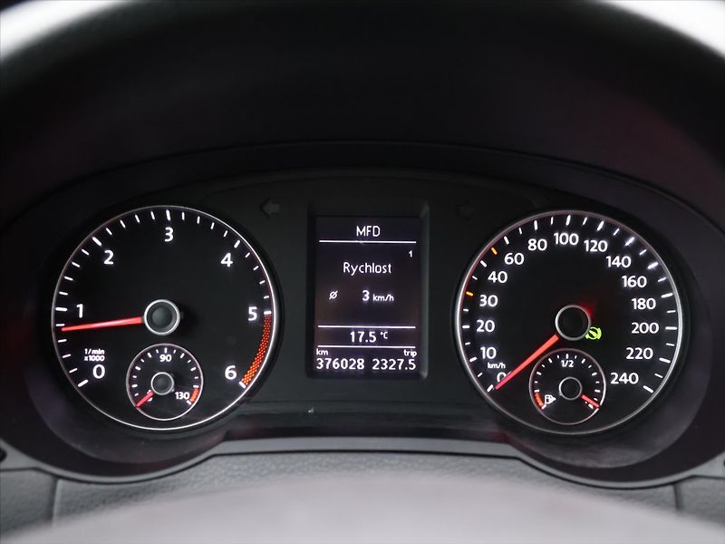Seat Alhambra 2,0 TDI 125kW DSG Style DPH - fotka 16 z 33