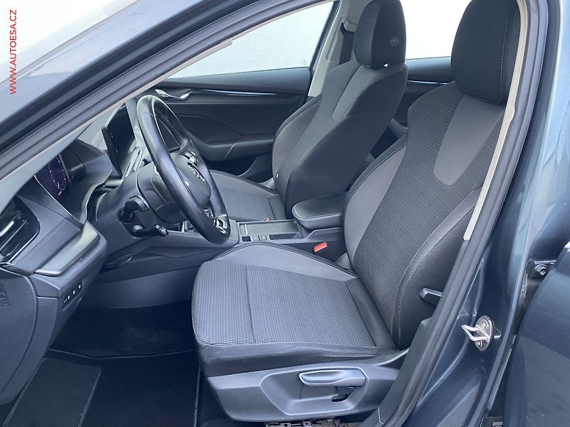 Škoda Octavia (2020) 1.5 TSi, Ambition - fotka 9 z 19