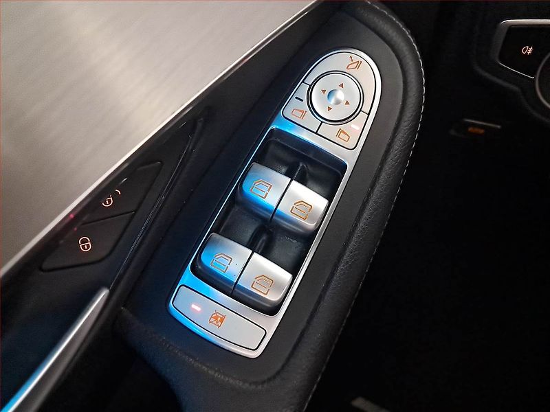 Mercedes-Benz GLC (2019) 350 d 4MATIC - fotka 20 z 21