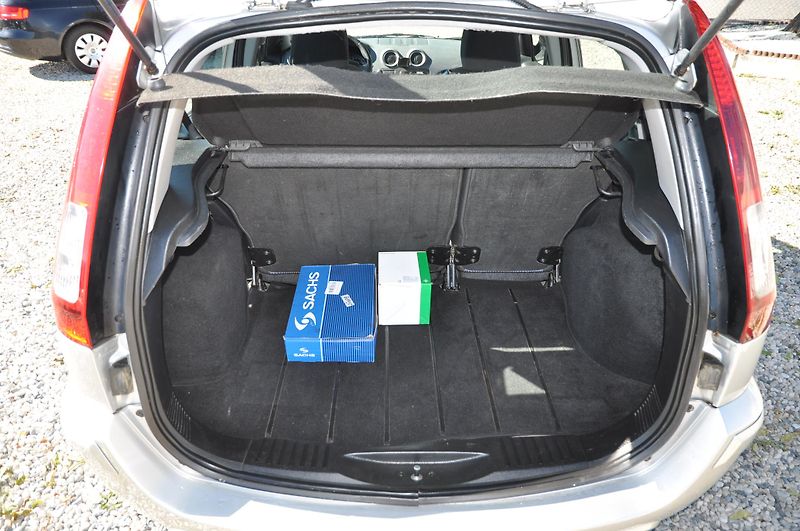 Ford Fusion 1.4i 59kW 5dv. - fotka 8 z 12