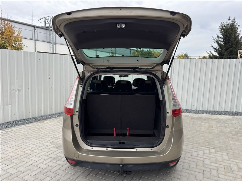 Renault Grand Scénic 1,5 dCi 7míst Navi Bose tažné - fotka 12 z 50