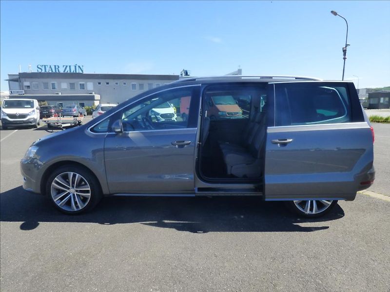 Volkswagen Sharan 2,0 TDI,Digi Klima,Navigace  H - fotka 11 z 67