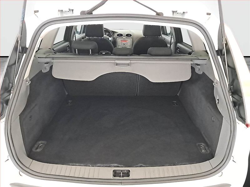 Ford Focus (2009) 1.6 16V, po STK, dobrý stav - fotka 13 z 18