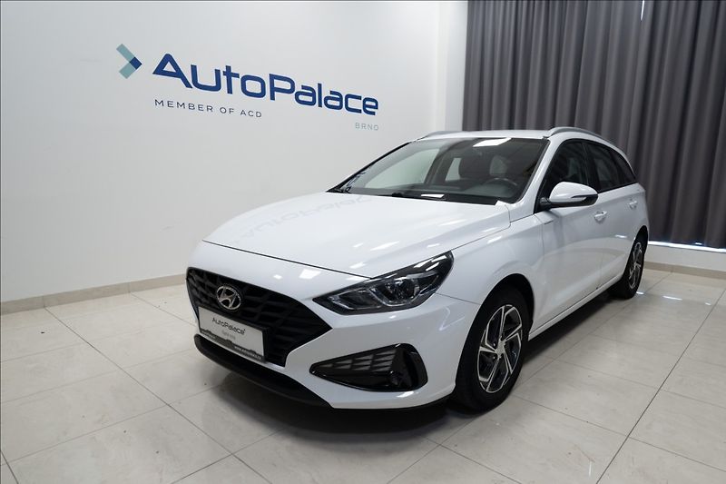 Hyundai i30 1,5 CVVT KAMERA 1. MAJITEL ČR - fotografie inzerátu