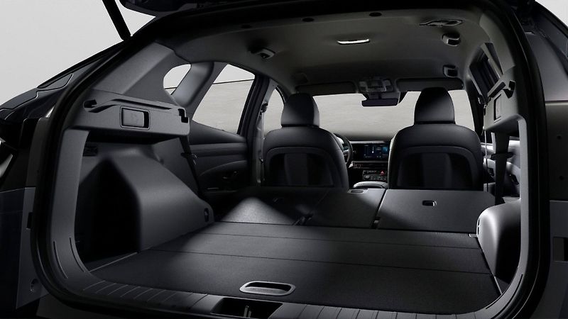 Hyundai Tucson (2026) GO CZECH N LINE! 1,6 T-GDI 4×2 - fotka 8 z 8