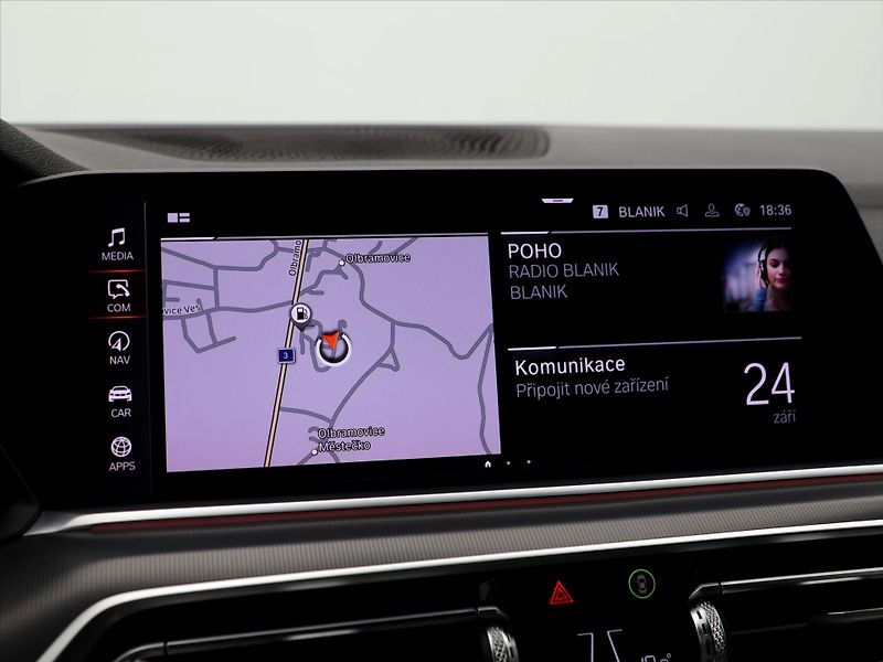 BMW X5 3,0 30d 195kW M-sport CZ DPH - fotka 30 z 50