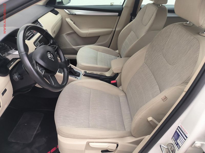 Škoda Octavia (2013) 1.8 TSI 4x4, ČR, Ambition - fotka 9 z 20