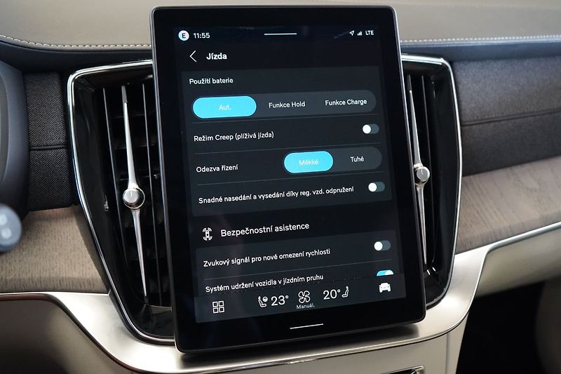 Volvo XC90 T8 PLUS Bright, Vzduch, 360° - fotka 34 z 50