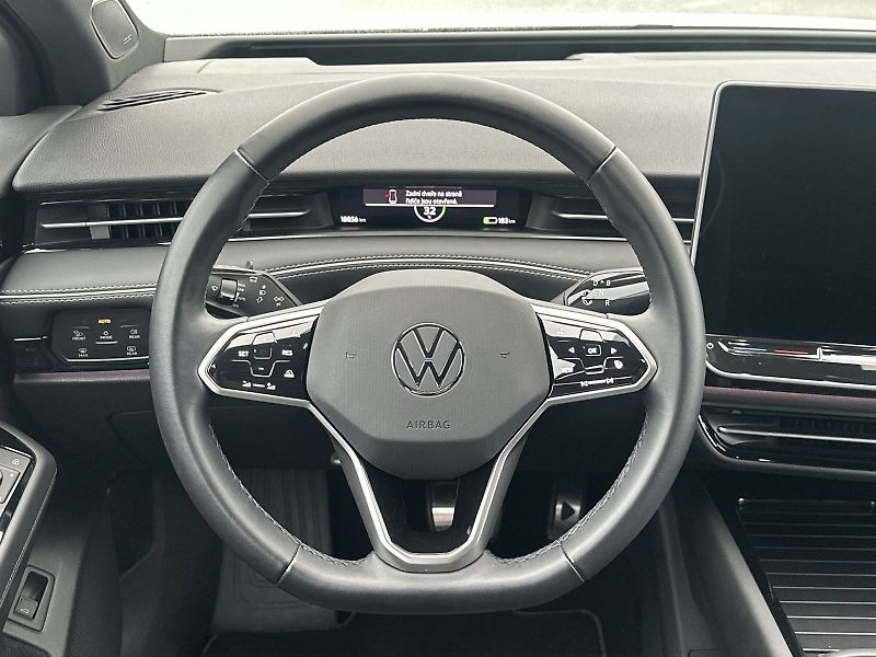 Volkswagen ID.7 Tourer (2024) 210 kW Pro - fotka 6 z 36
