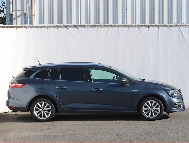 Renault Mégane (2018) Intens 1.2 TCe, Automat - fotka 6 z 21