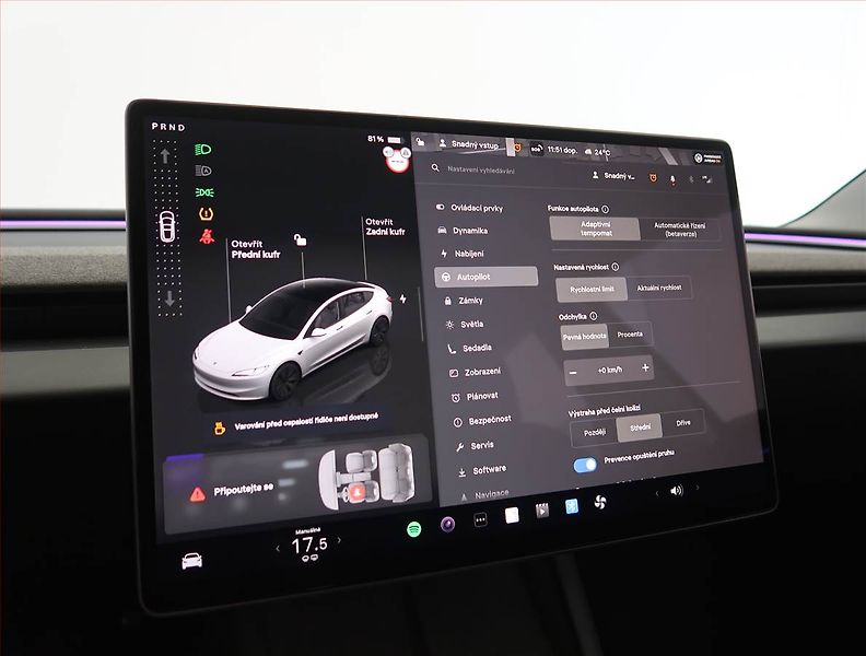 Tesla Model 3 (2023) Standard Range 60kWh, SoH 98% - fotka 26 z 32